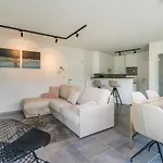 Apartamento Ruim 1min Met Prive Parking