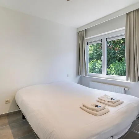 Ruim 1min Met Privé Parking Apartamento *