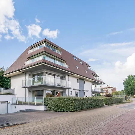 Ruim 1min Met Prive Parking