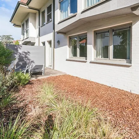 Ruim 1min Met Prive Parking Apartment *